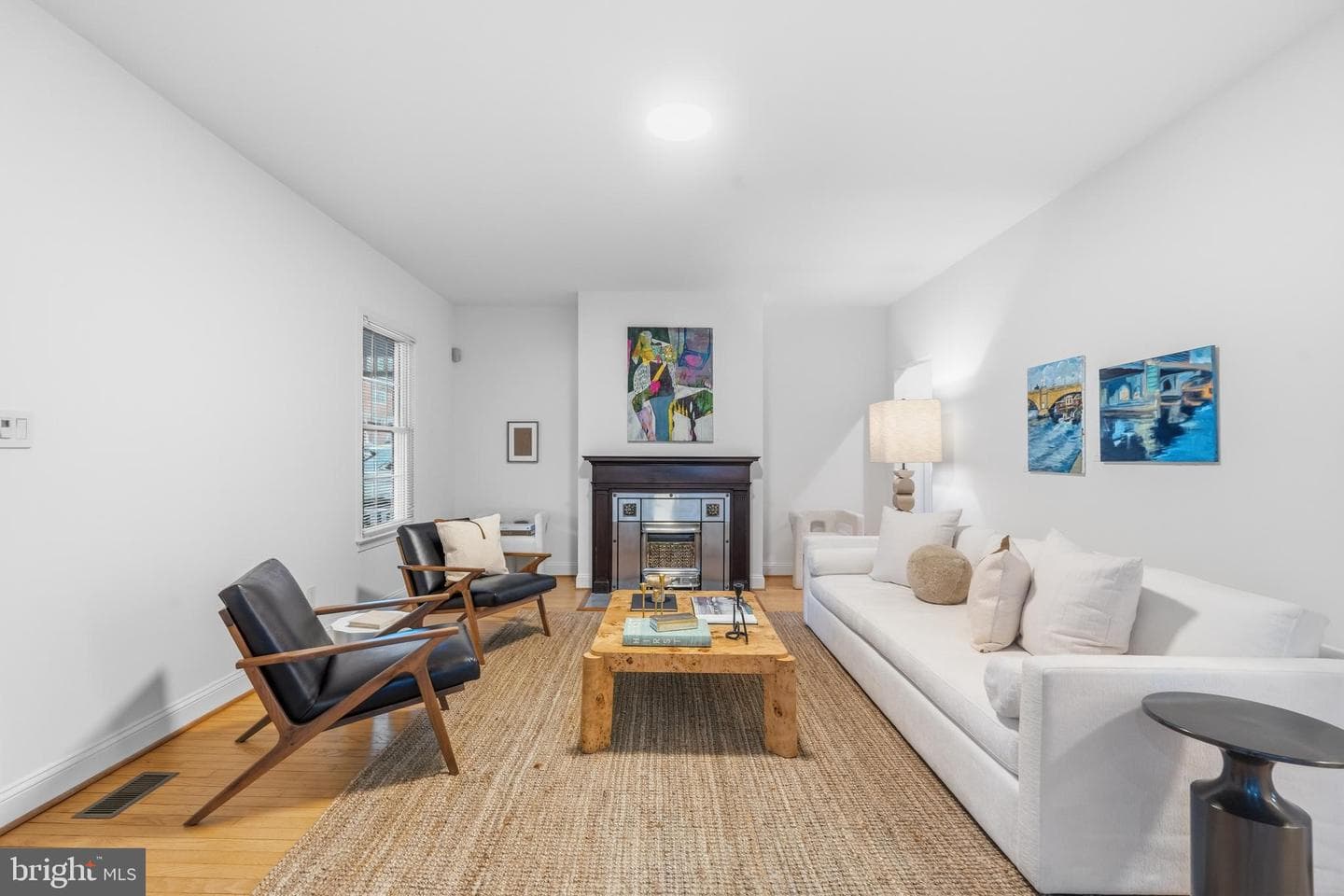 320 Laverne Avenue photo 3
