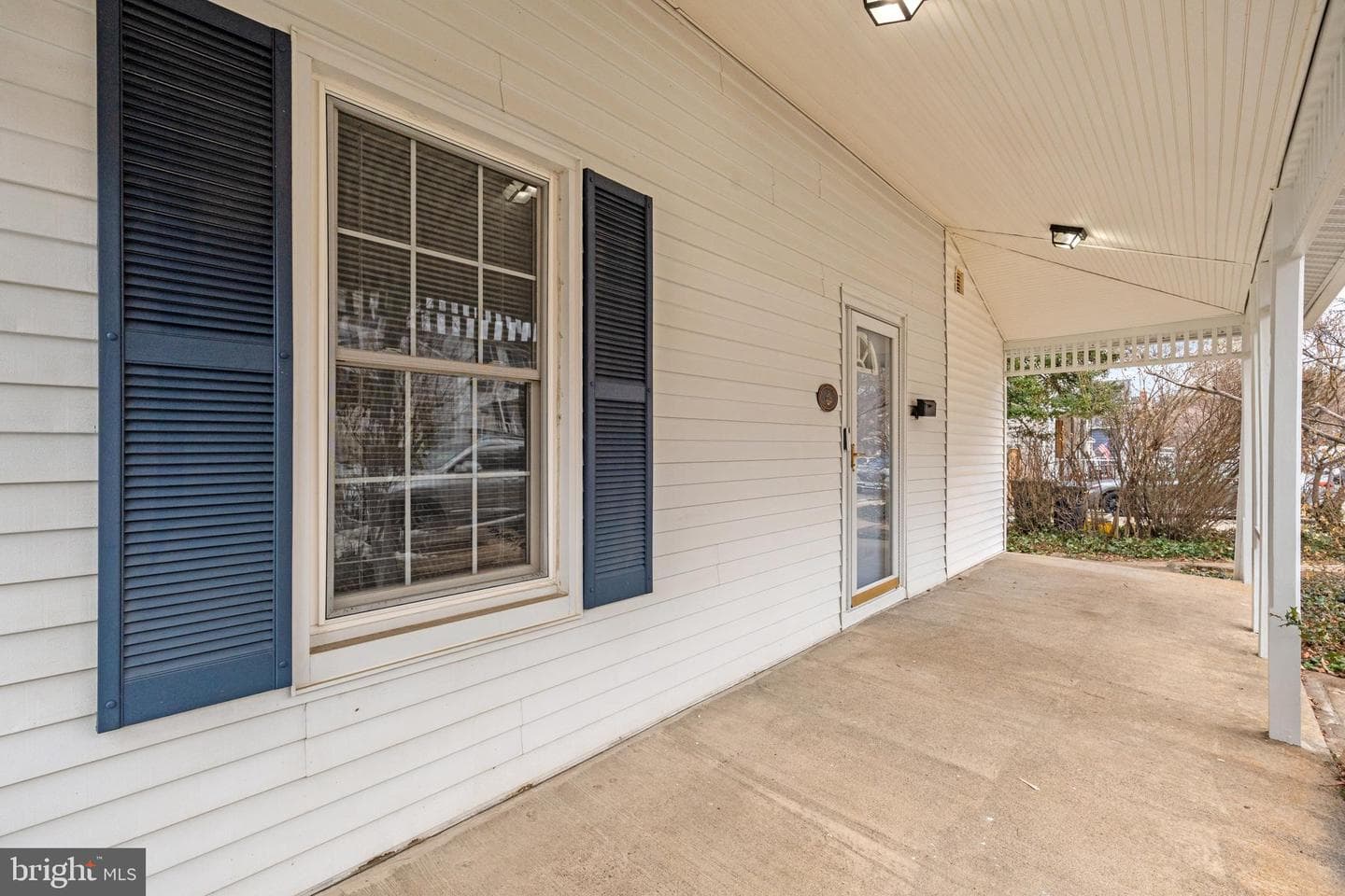 320 Laverne Avenue photo 34