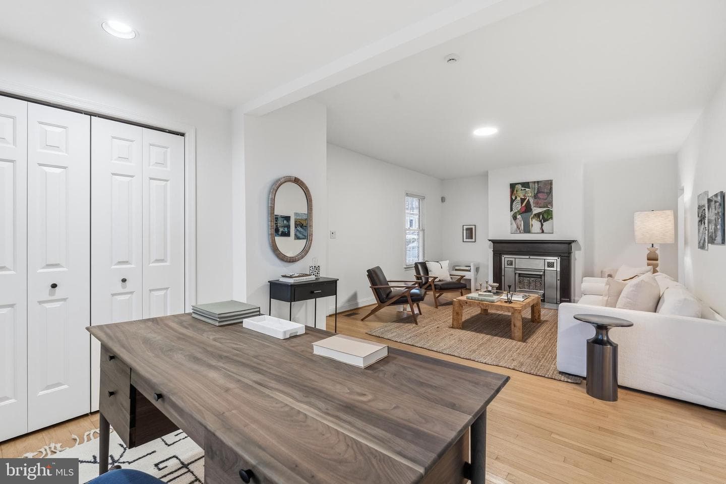 320 Laverne Avenue photo 8