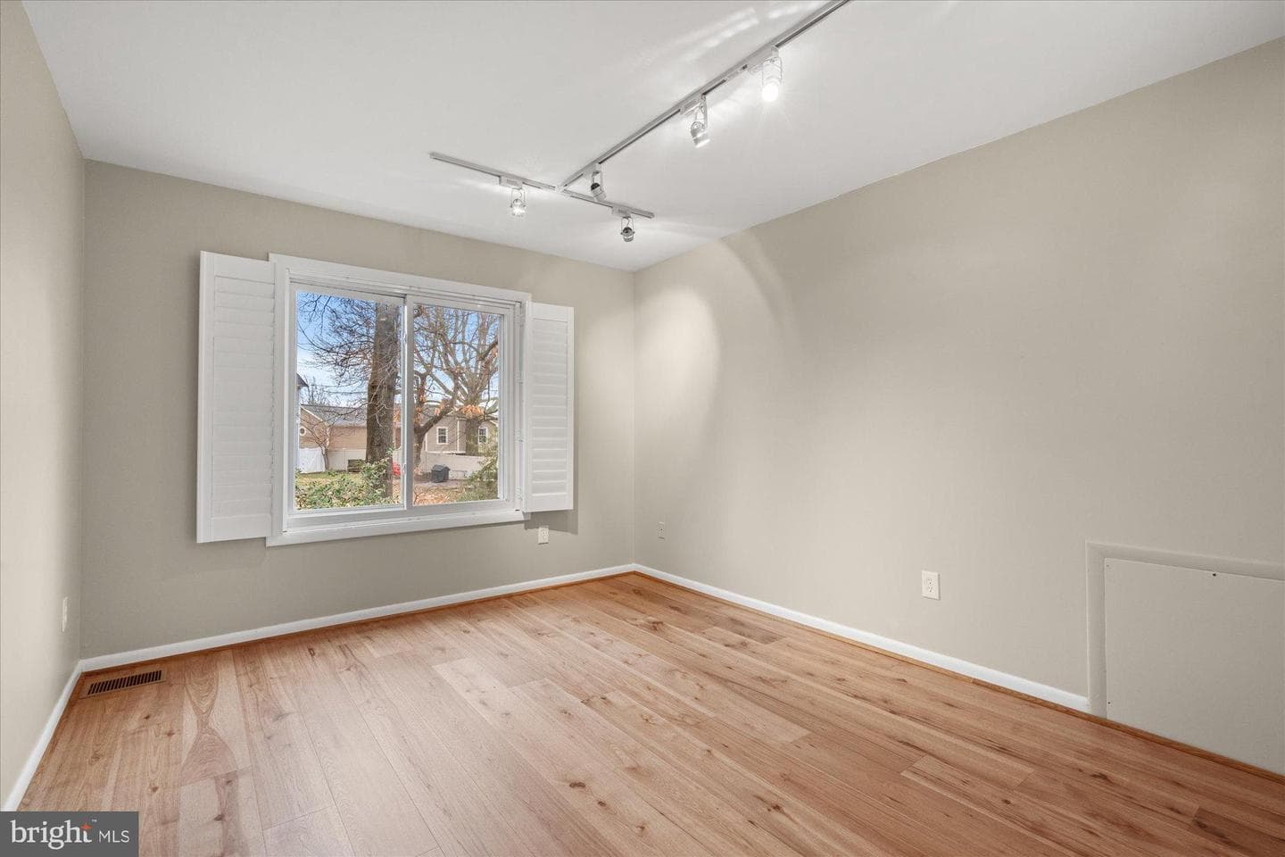 1703 Maple Hill Place photo 27
