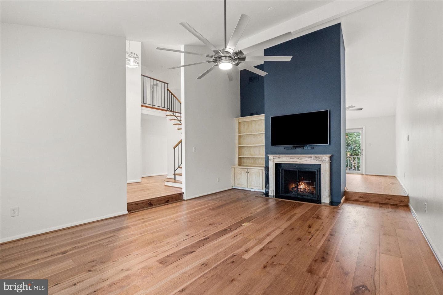 1703 Maple Hill Place photo 3