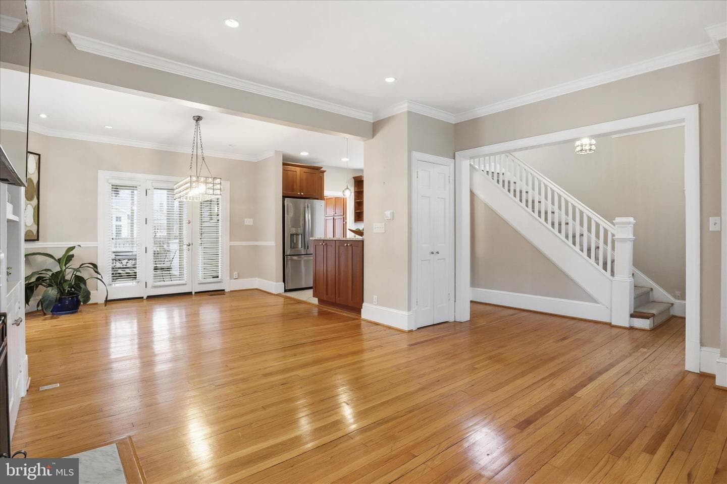 3 W Glendale Avenue photo 18