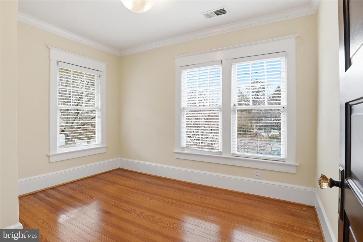 3 W Glendale Avenue photo 31
