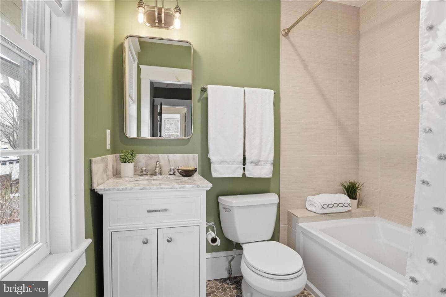 3 W Glendale Avenue photo 34