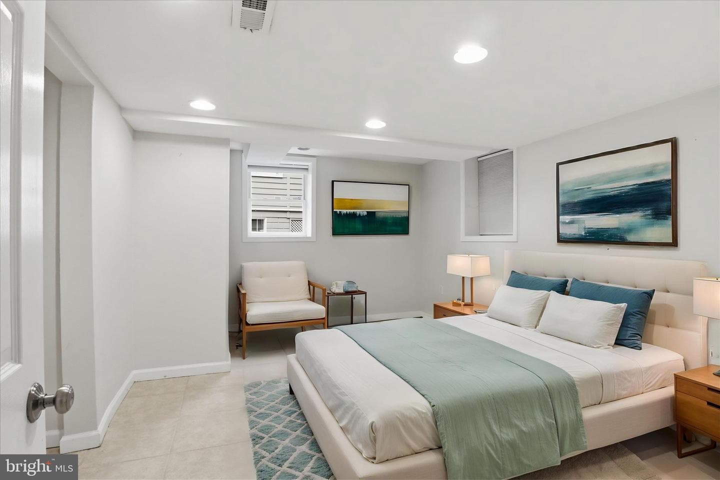 3 W Glendale Avenue photo 39