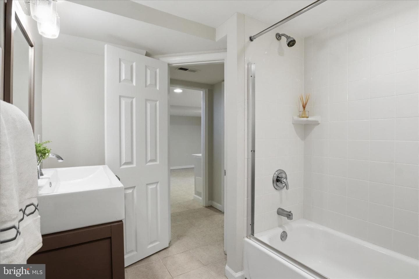 3 W Glendale Avenue photo 42