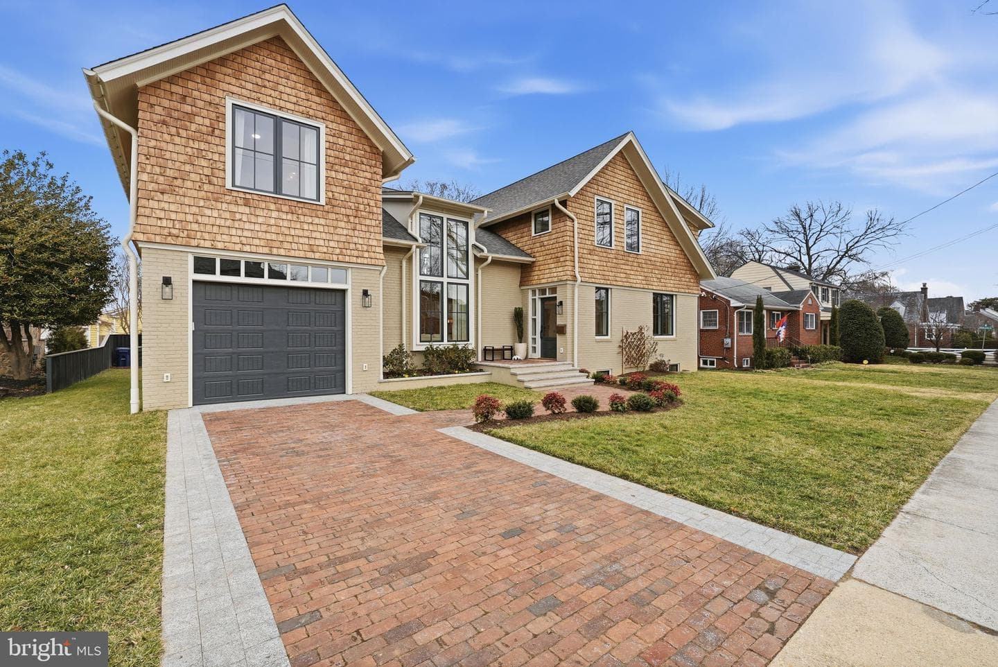 605 Hilltop Terrace