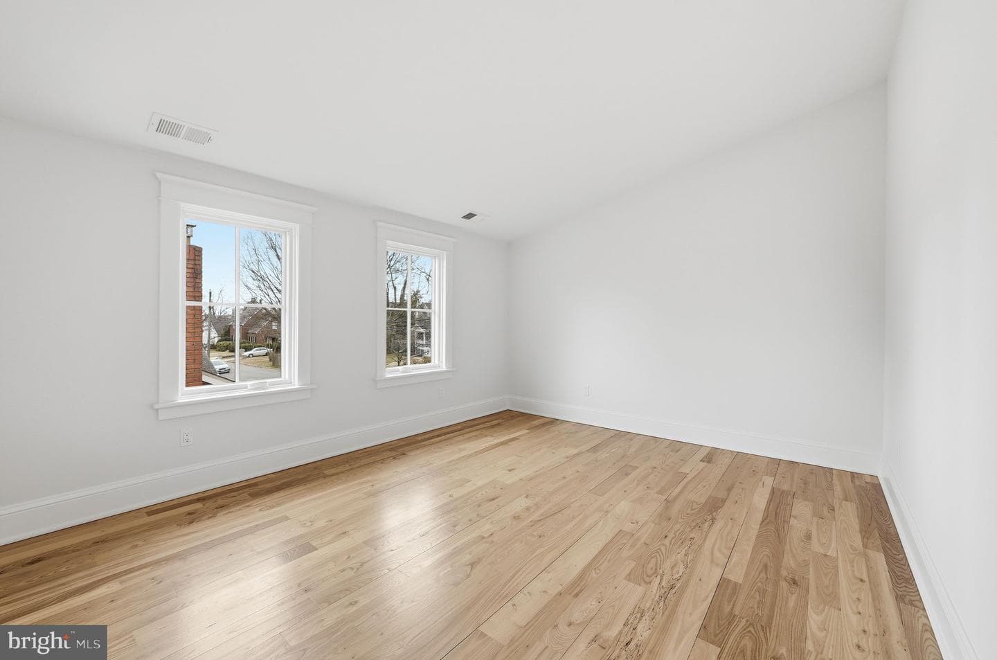 605 Hilltop Terrace photo 44