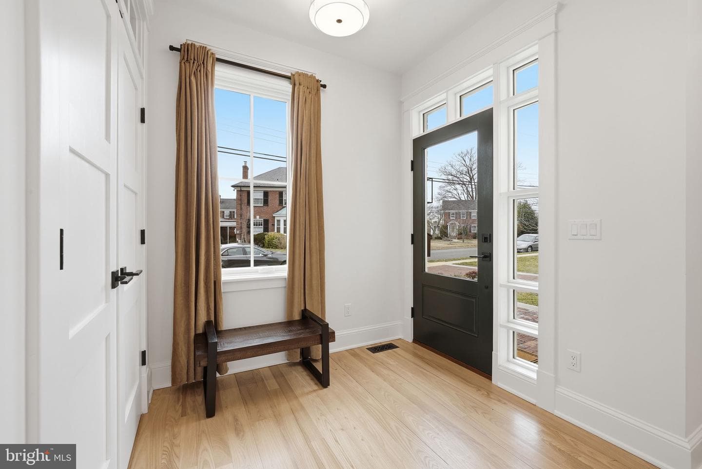 605 Hilltop Terrace photo 5