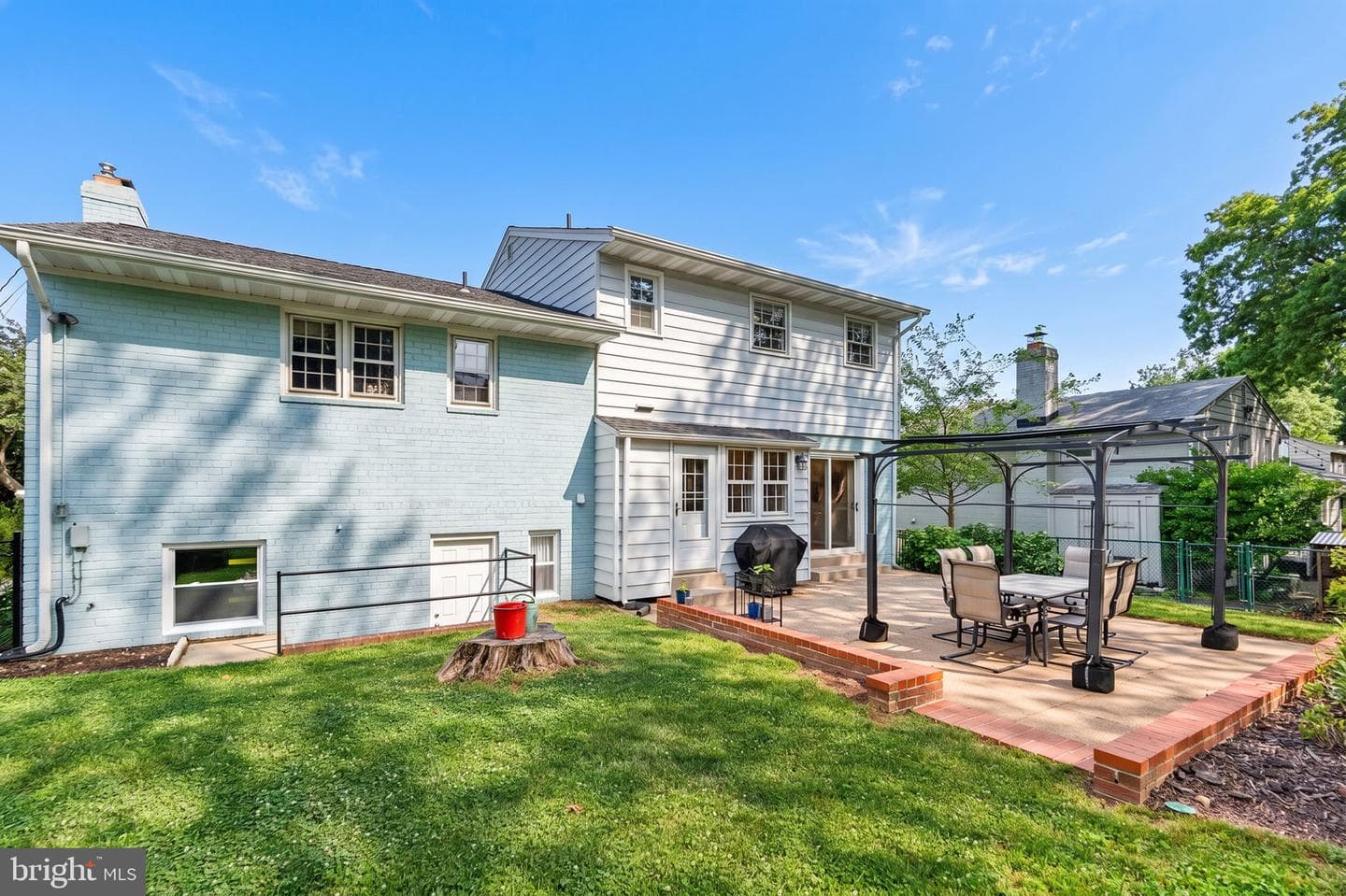 915 N Overlook Drive photo 34