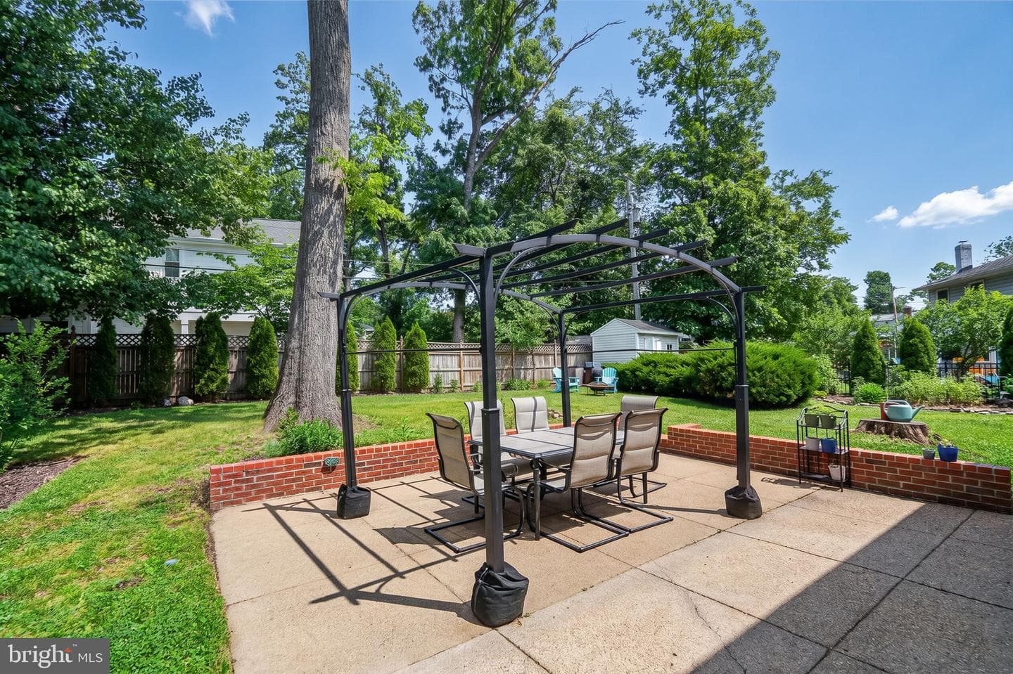 915 N Overlook Drive photo 37