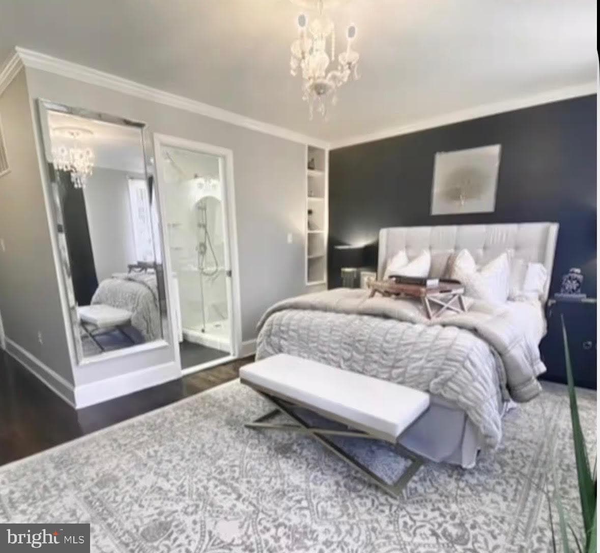 216 N Pitt Street photo 18
