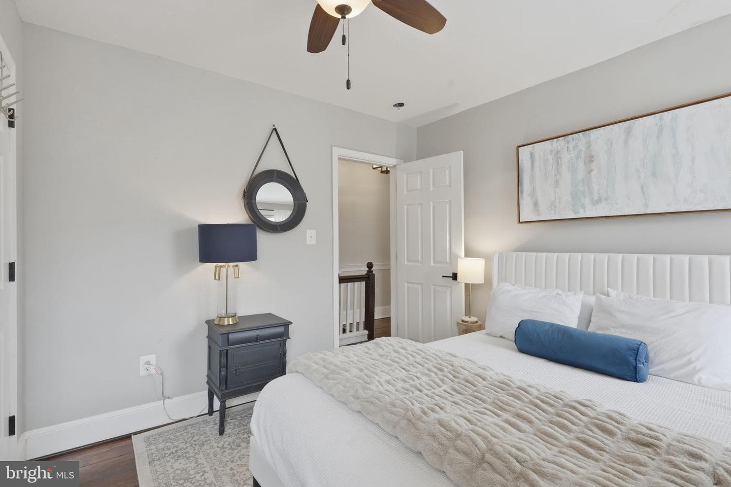 216 N Pitt Street photo 24