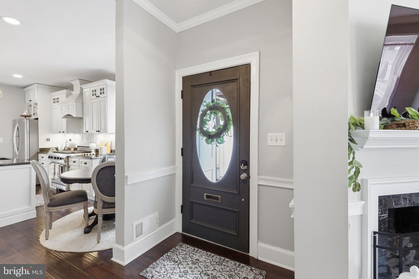 216 N Pitt Street photo 7