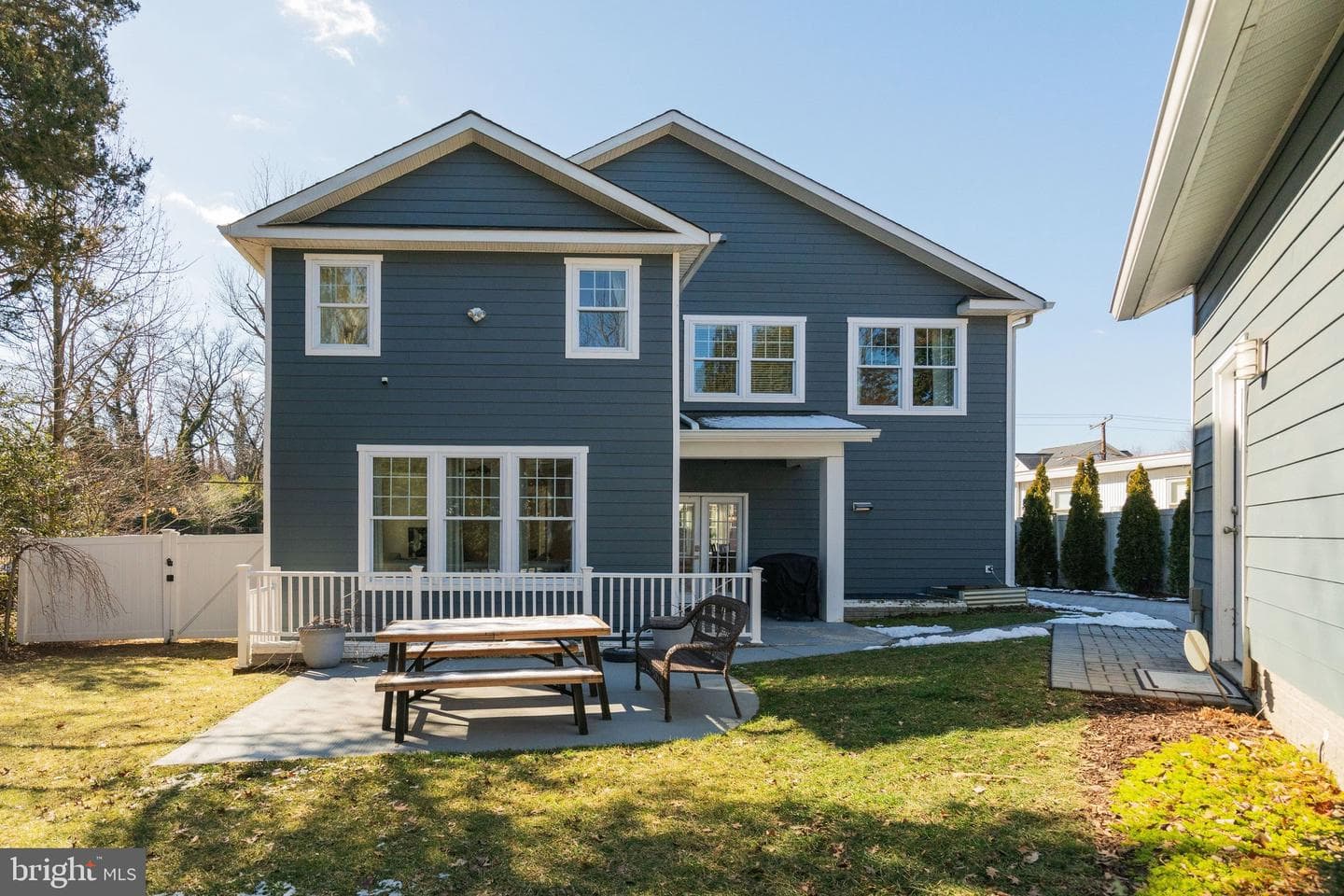 3731 Duke Street photo 49