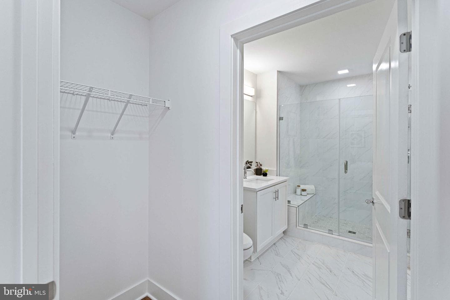701 N Henry Street #413 photo 30