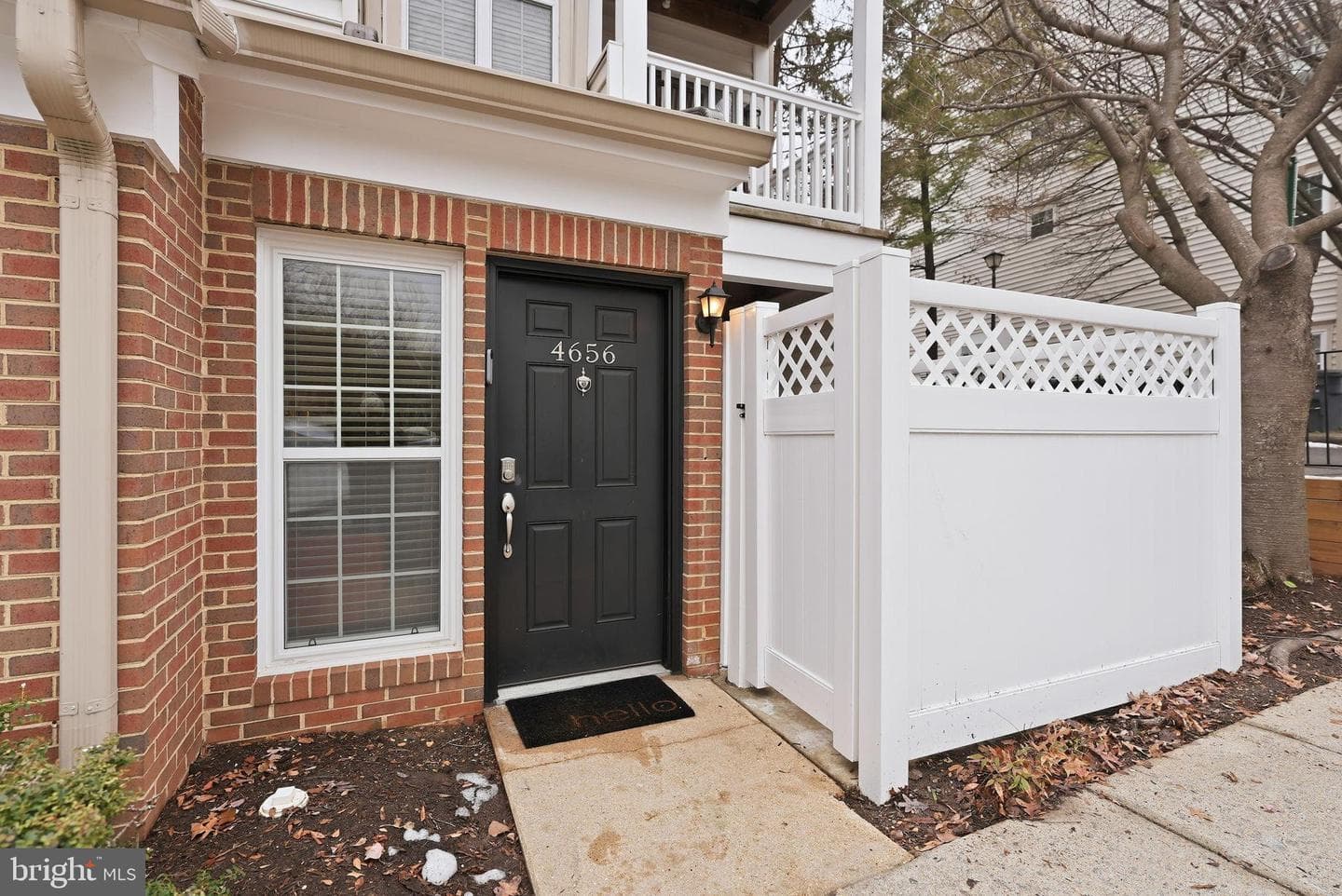 4656 Lawton Way photo 2