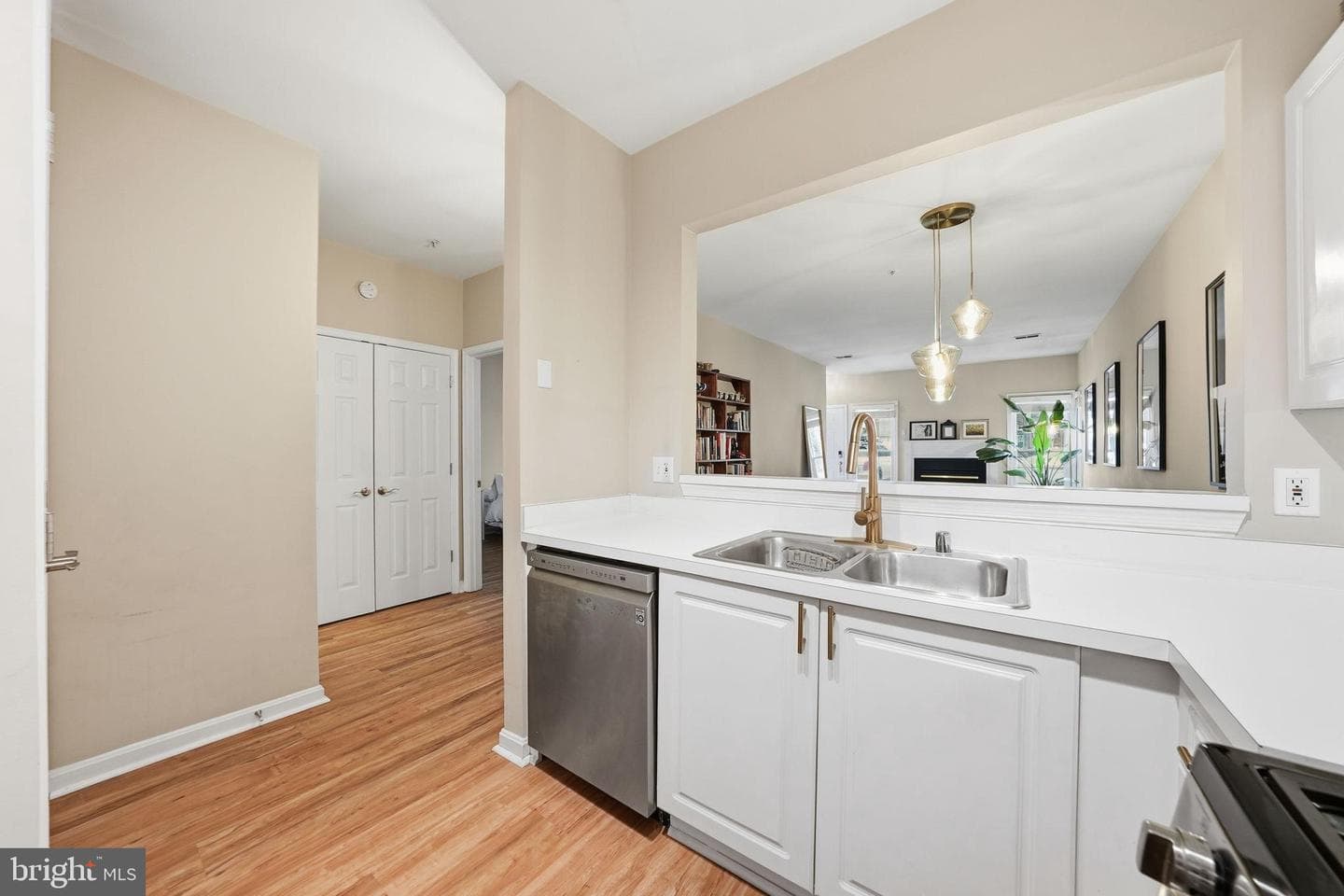 4656 Lawton Way photo 8
