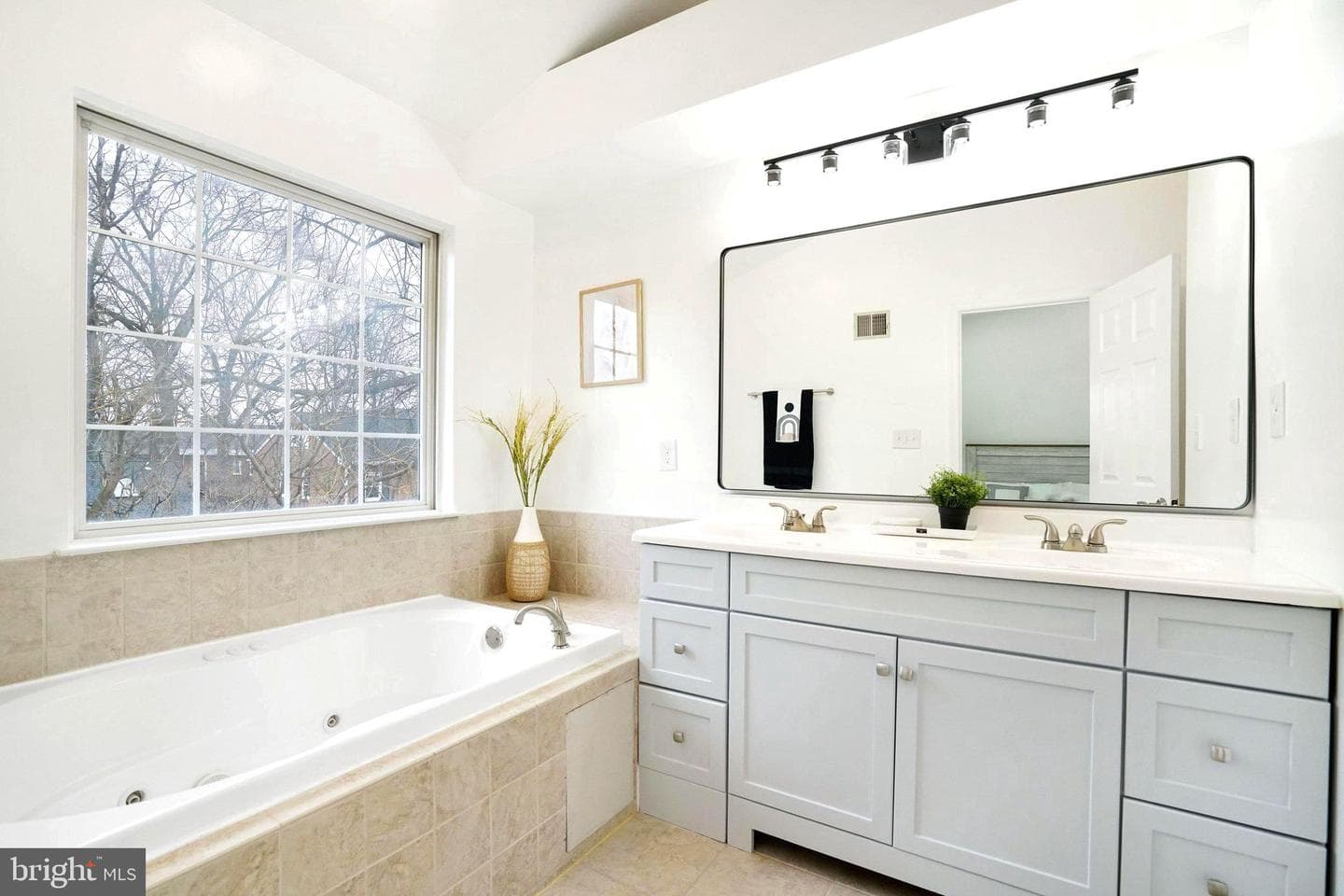 3834 Elbert photo 22