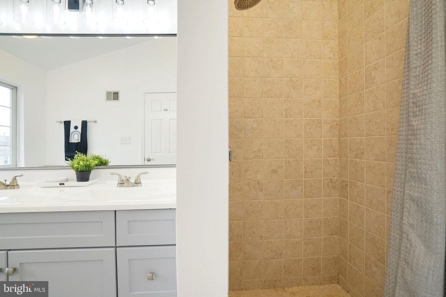 3834 Elbert photo 23