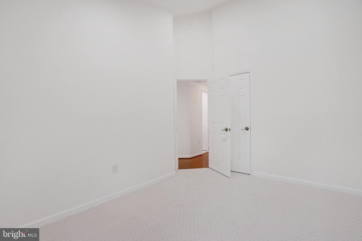 3834 Elbert photo 25