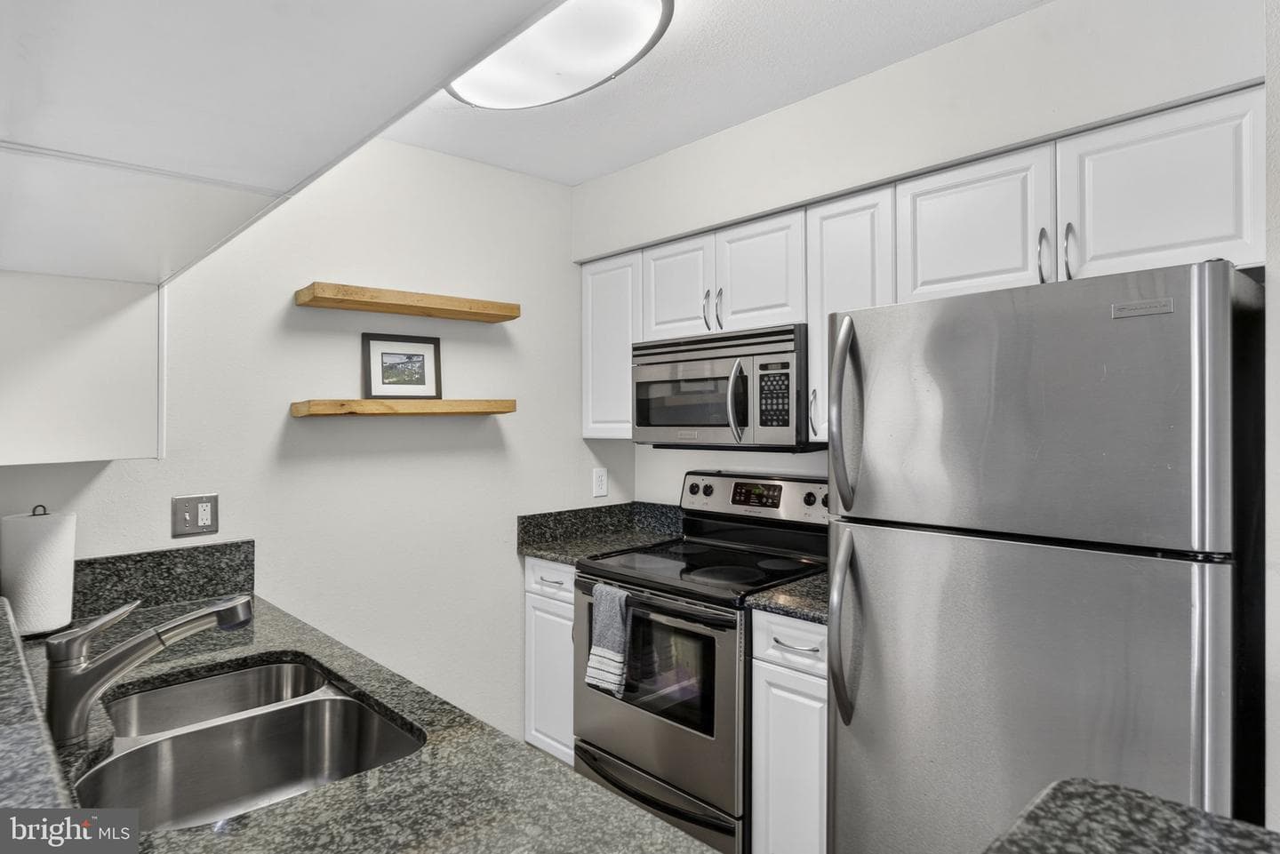 3313 Wyndham Circle #2210 photo 8