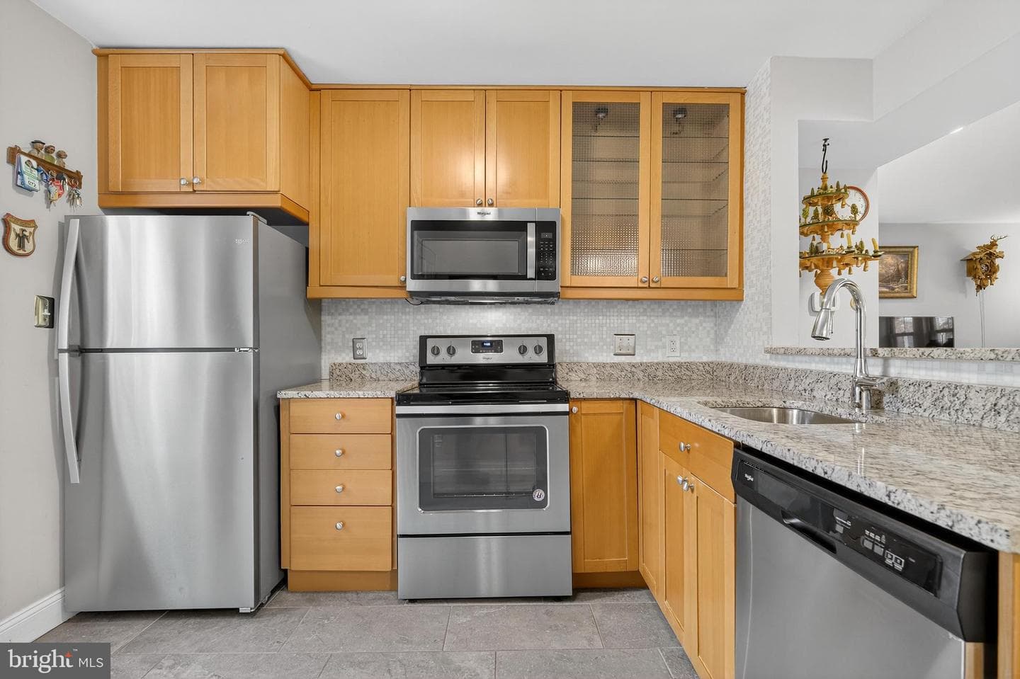 1407 E Abingdon Drive #1 photo 11