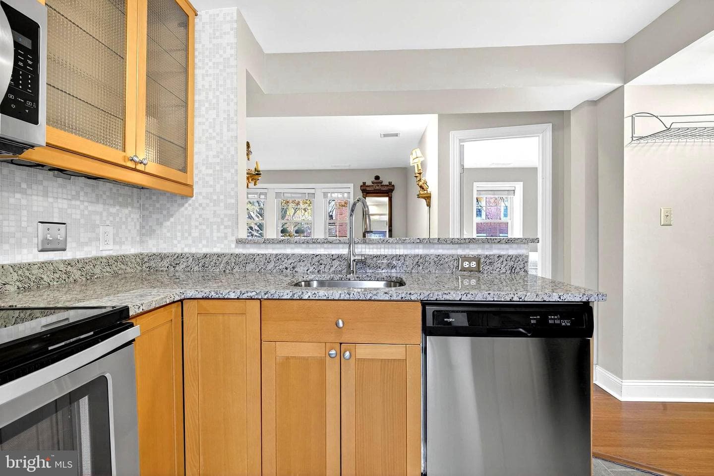 1407 E Abingdon Drive #1 photo 13