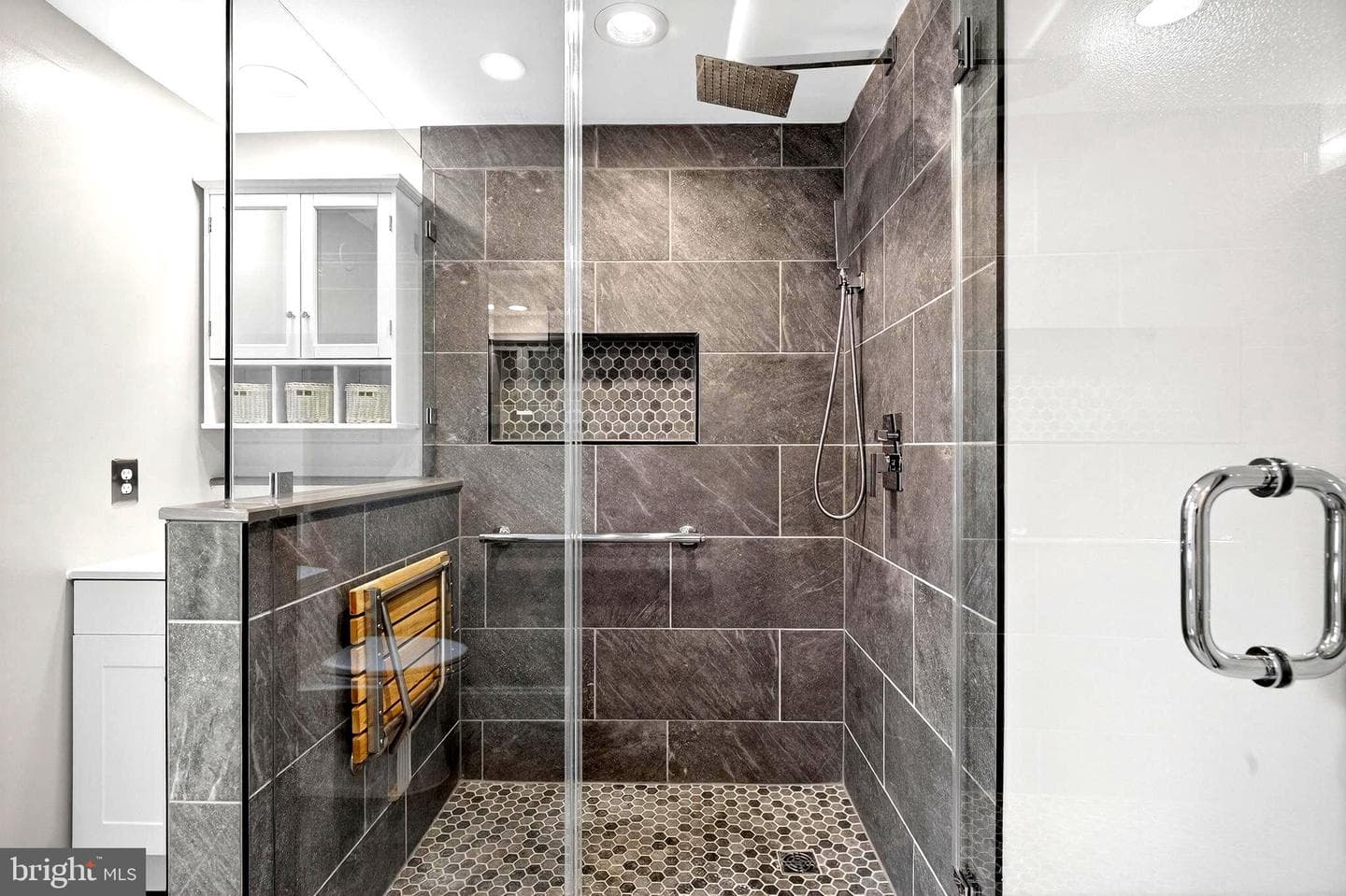 1407 E Abingdon Drive #1 photo 18