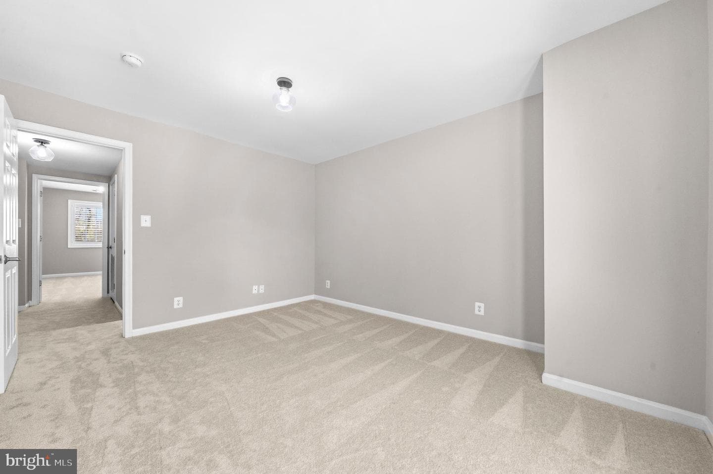 1589 N Van Dorn Street #b photo 25