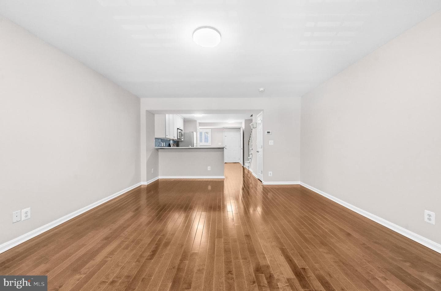 1589 N Van Dorn Street #b photo 9