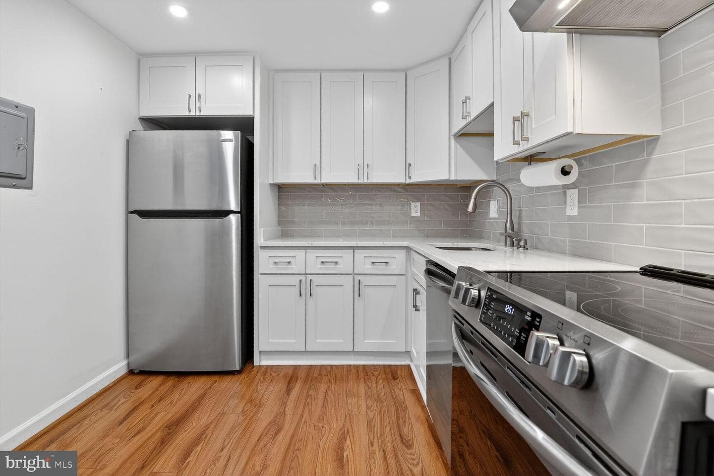 6300 Stevenson Avenue #410 photo 4