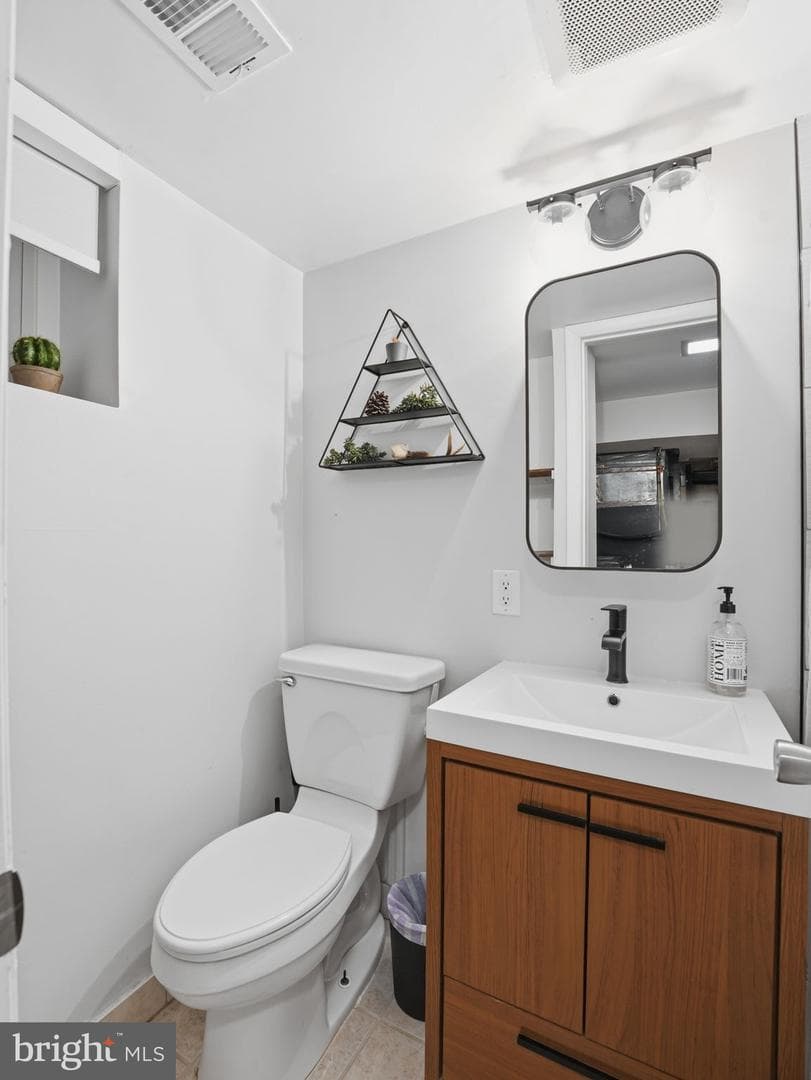 1608 Crestwood Drive photo 32