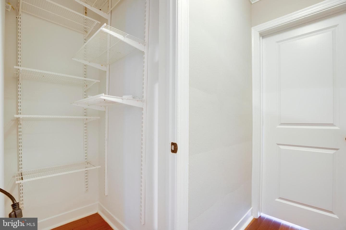 820b S Washington Street #325 photo 17