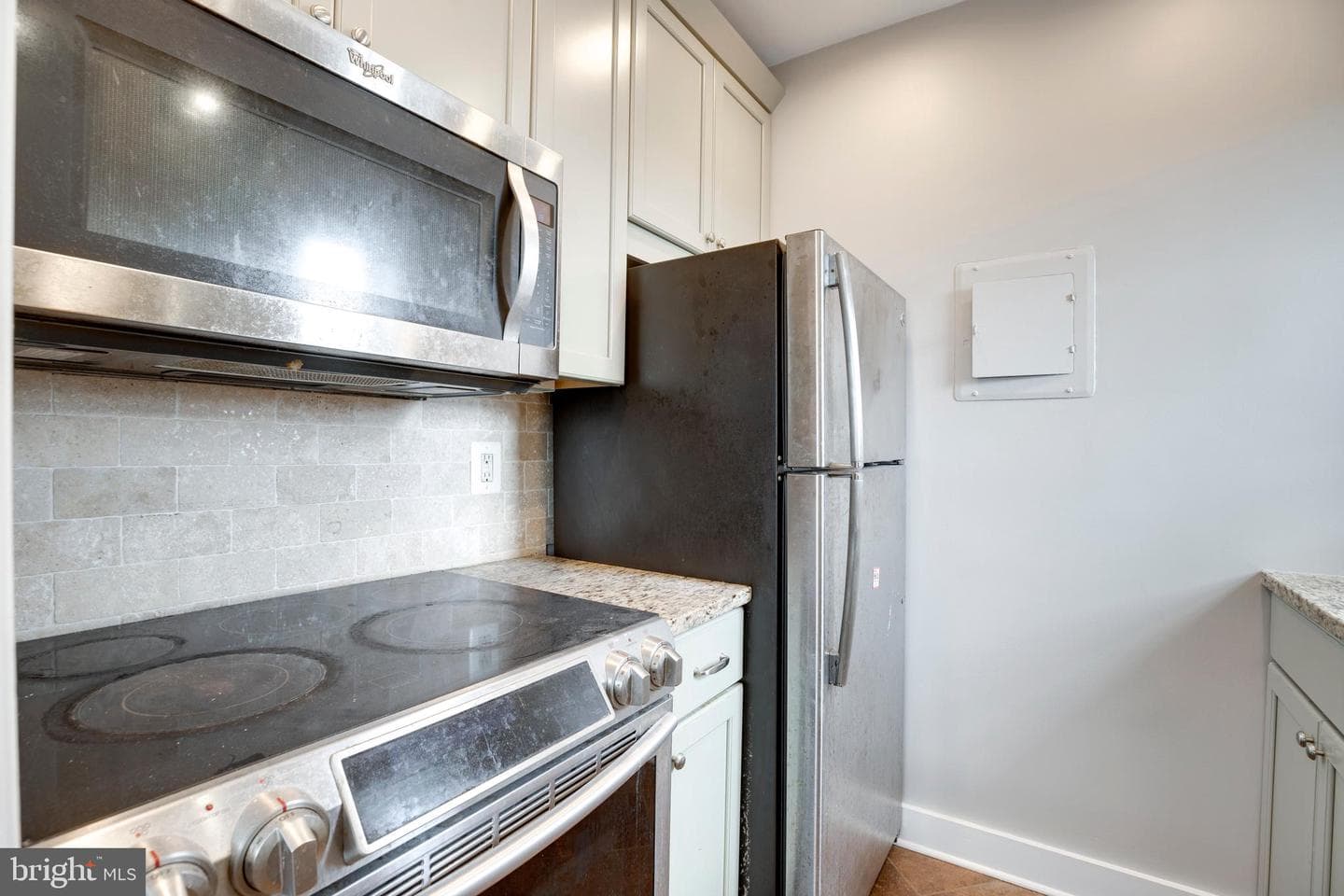820b S Washington Street #325 photo 19