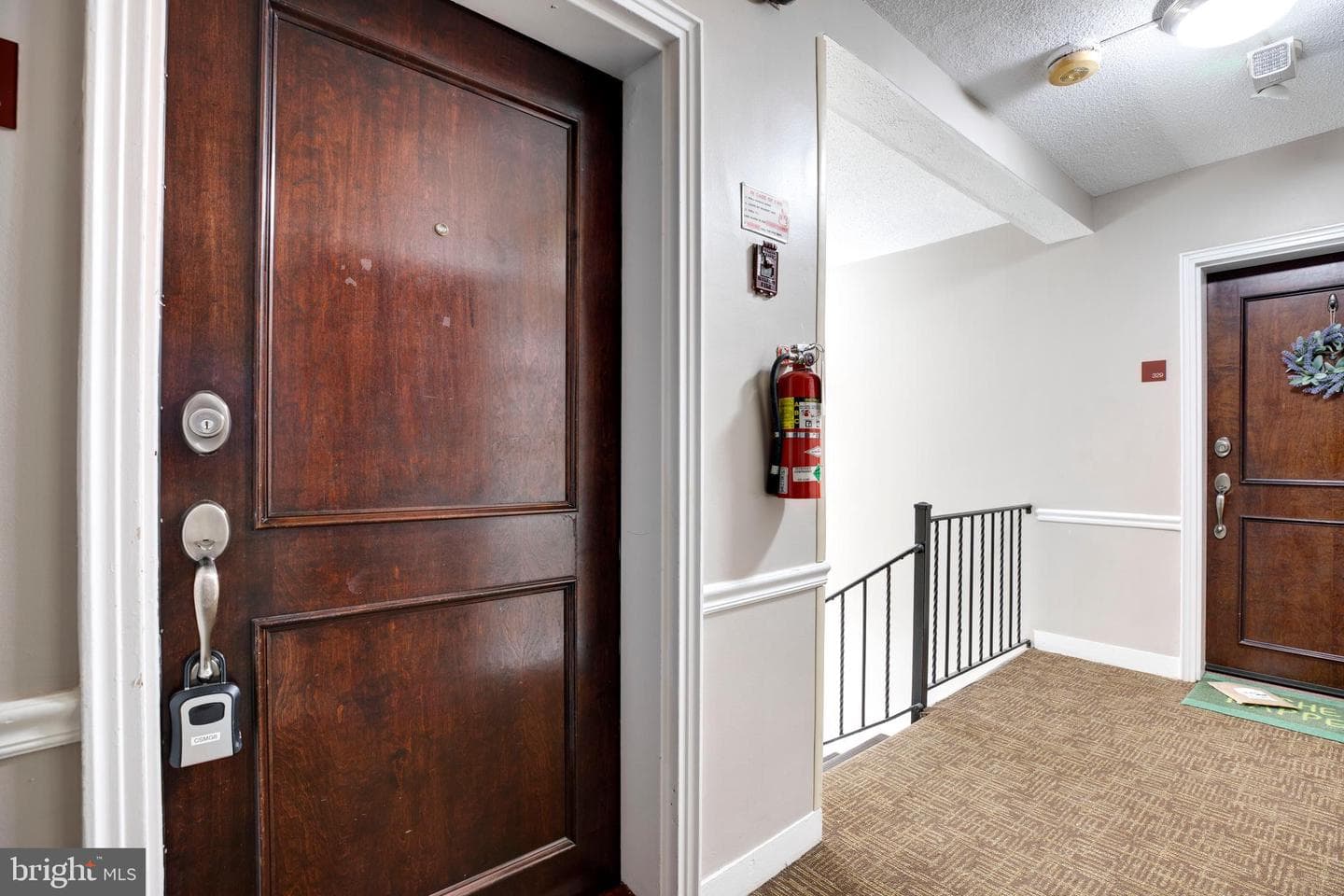 820b S Washington Street #325 photo 3