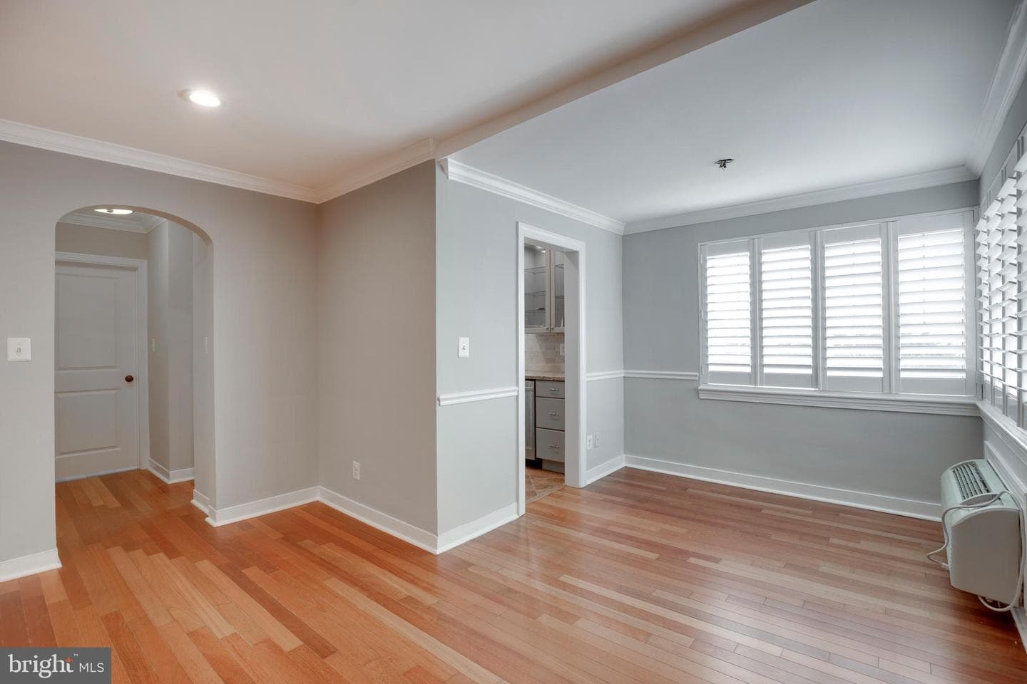 820b S Washington Street #325 photo 9