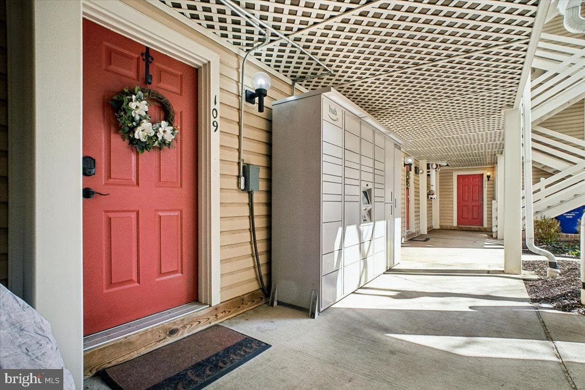 244 S Reynolds Street #109 photo 18