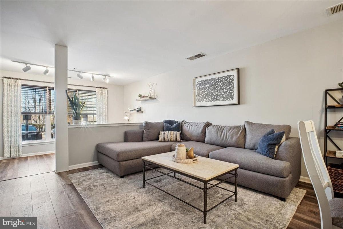 244 S Reynolds Street #109 photo 6