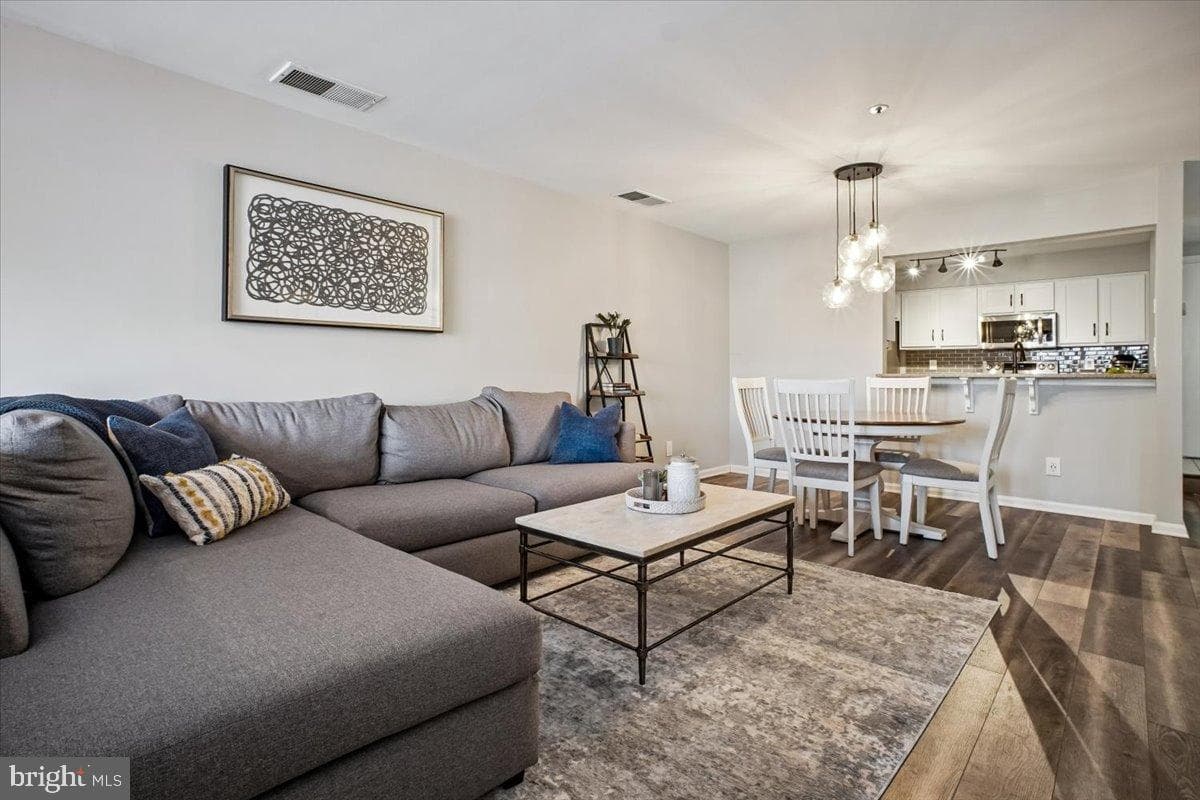 244 S Reynolds Street #109 photo 7