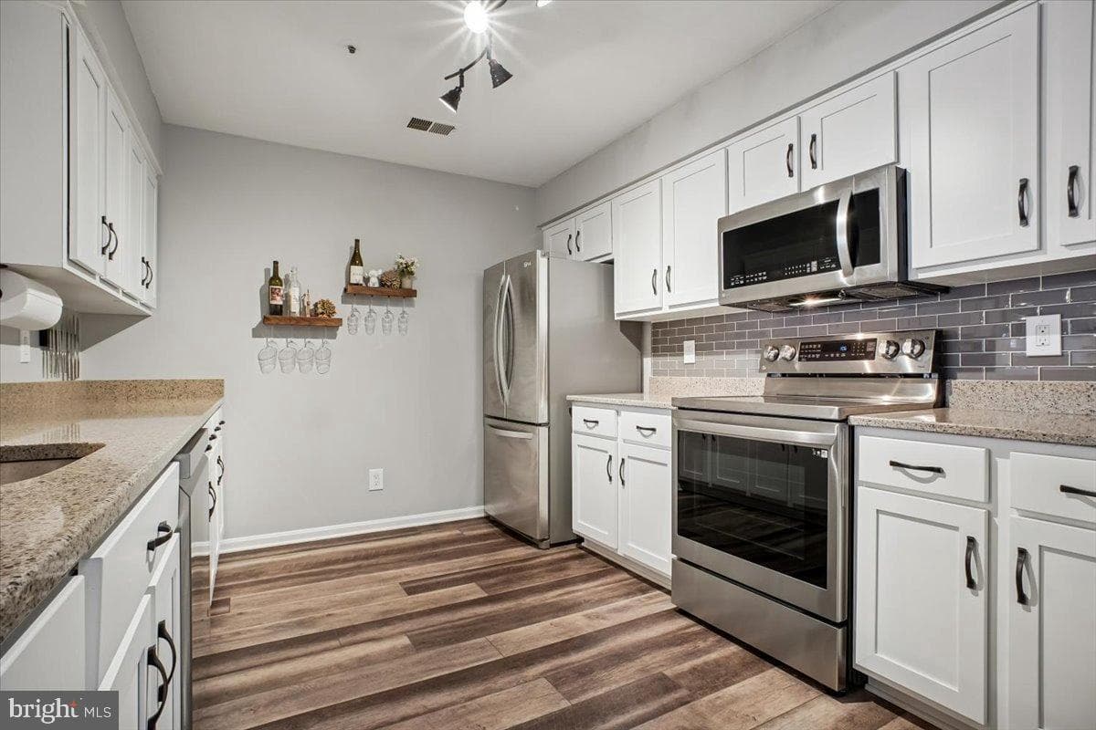 244 S Reynolds Street #109 photo 9
