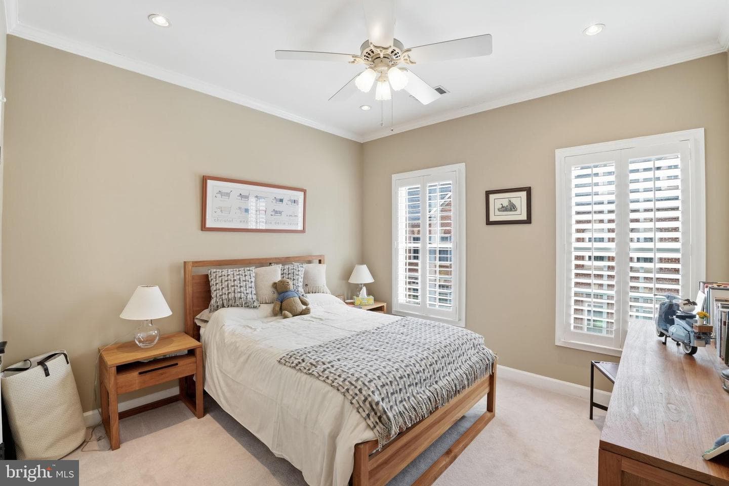 715 Hawkins Way photo 22