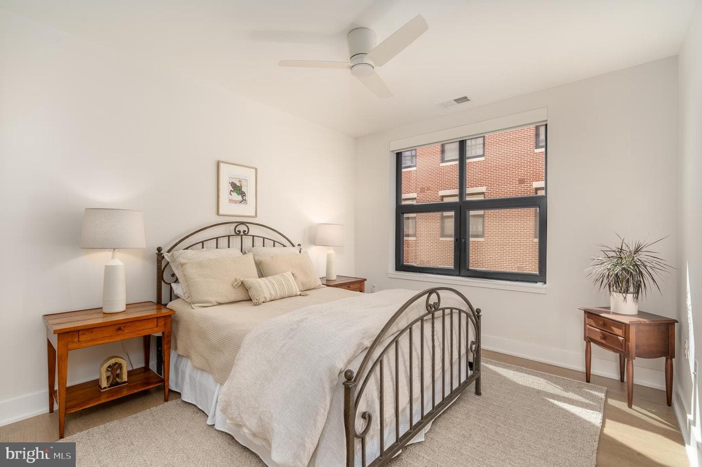 737 Swann Avenue #402 photo 18