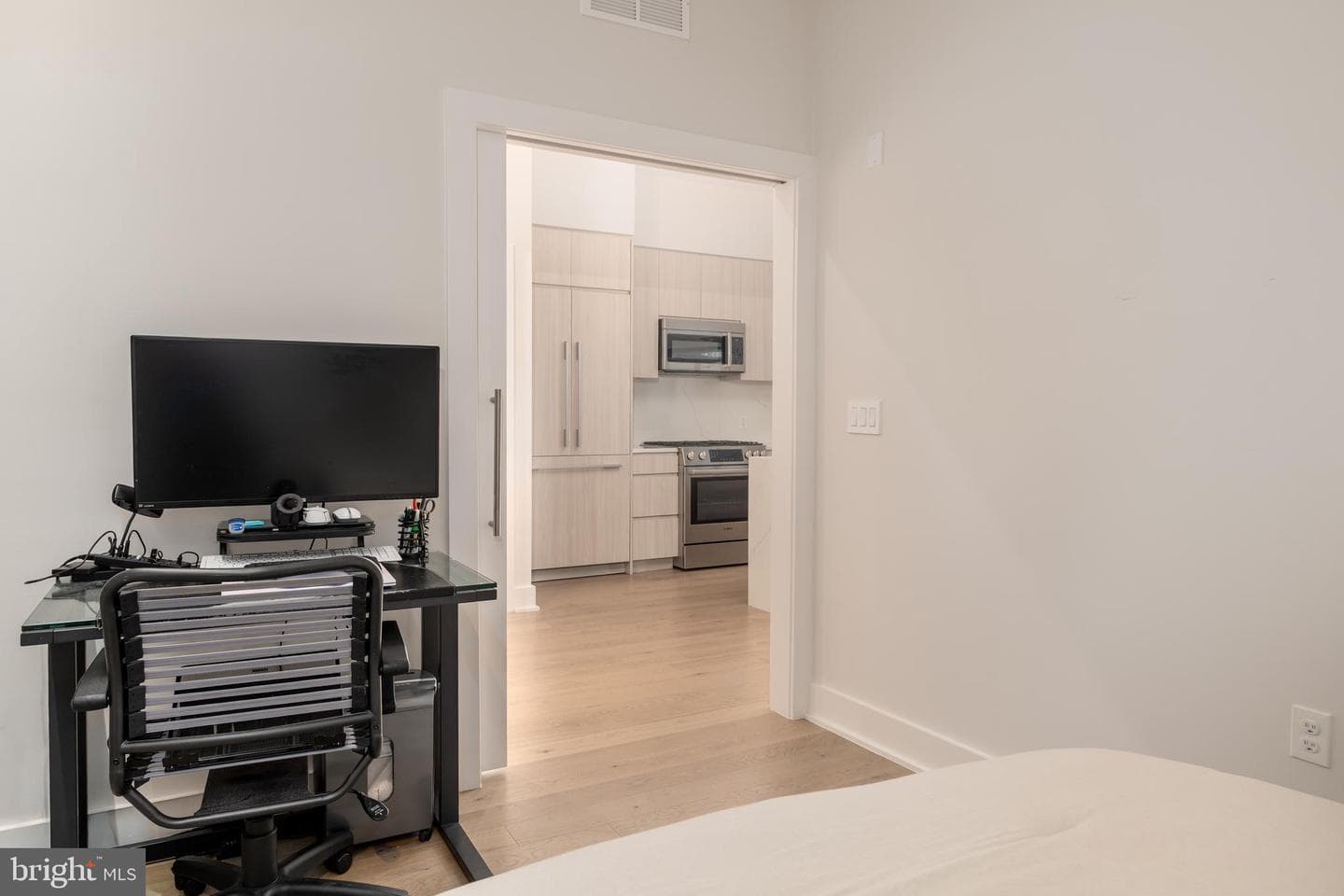 737 Swann Avenue #607 photo 10