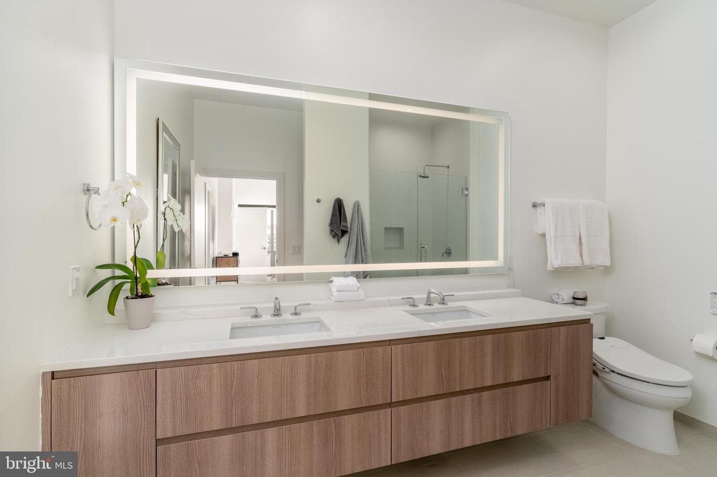737 Swann Avenue #607 photo 15
