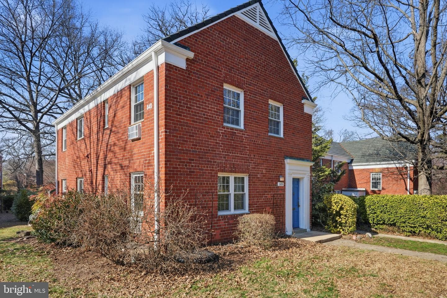 3233 Martha Custis Drive photo 3