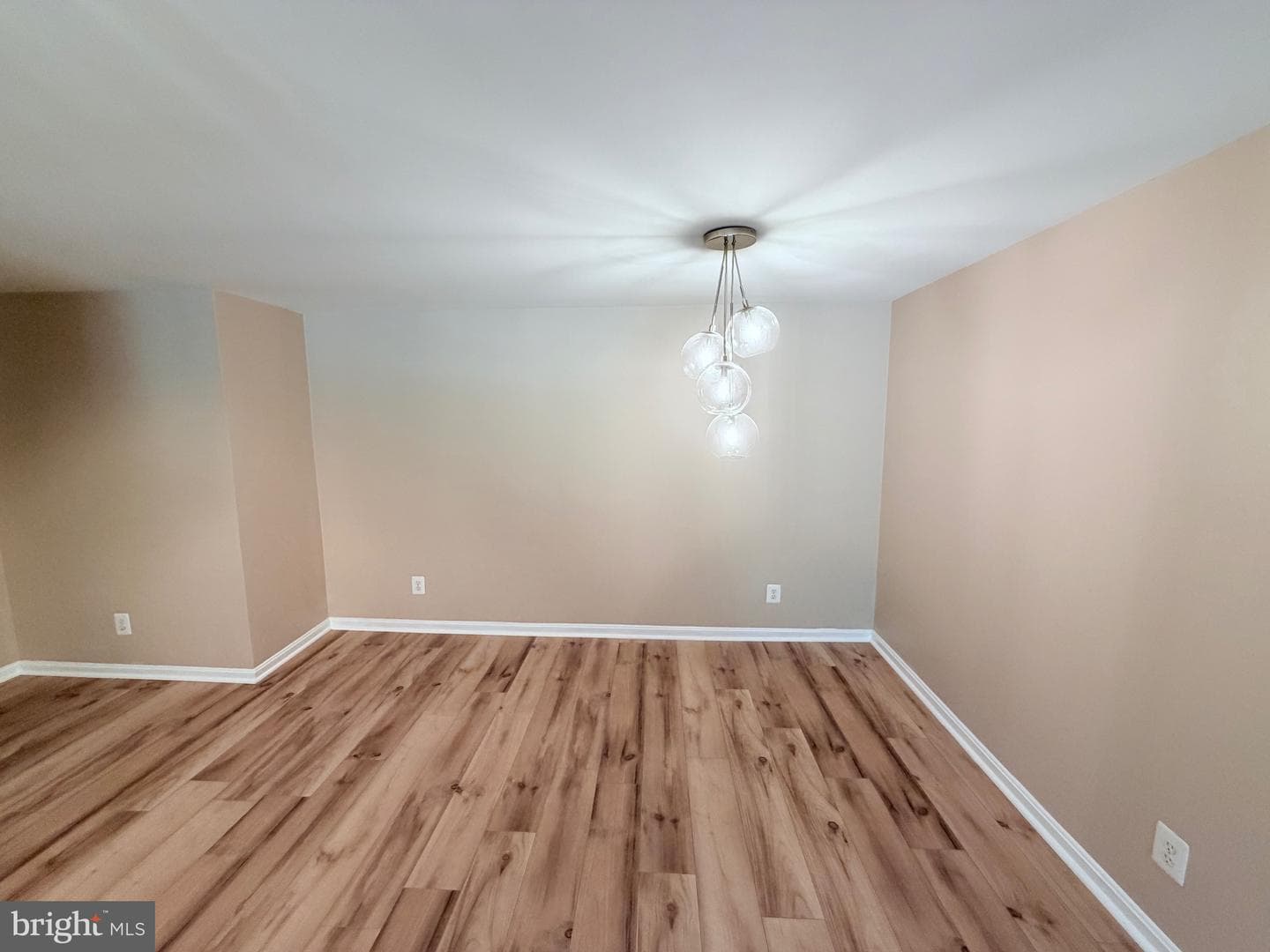 1425 N Van Dorn Street #a photo 11