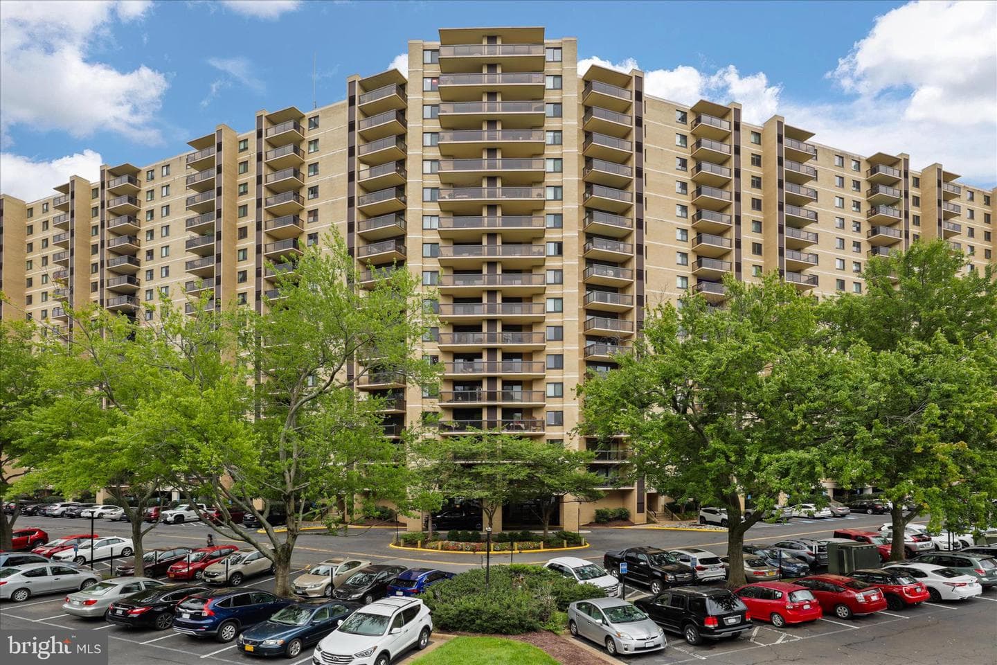205 Yoakum Parkway #216, Alexandria