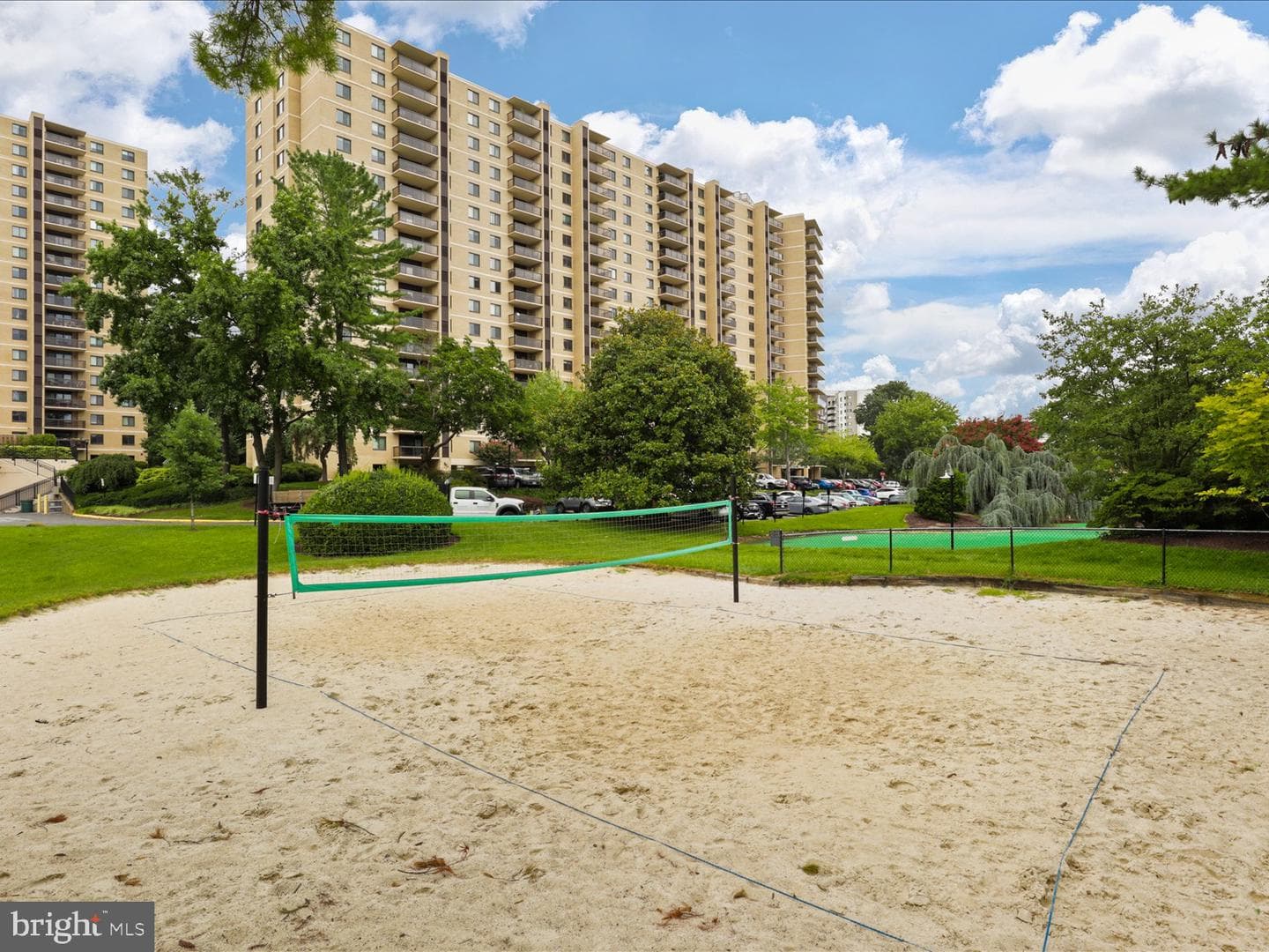 205 Yoakum Parkway #216 photo 43