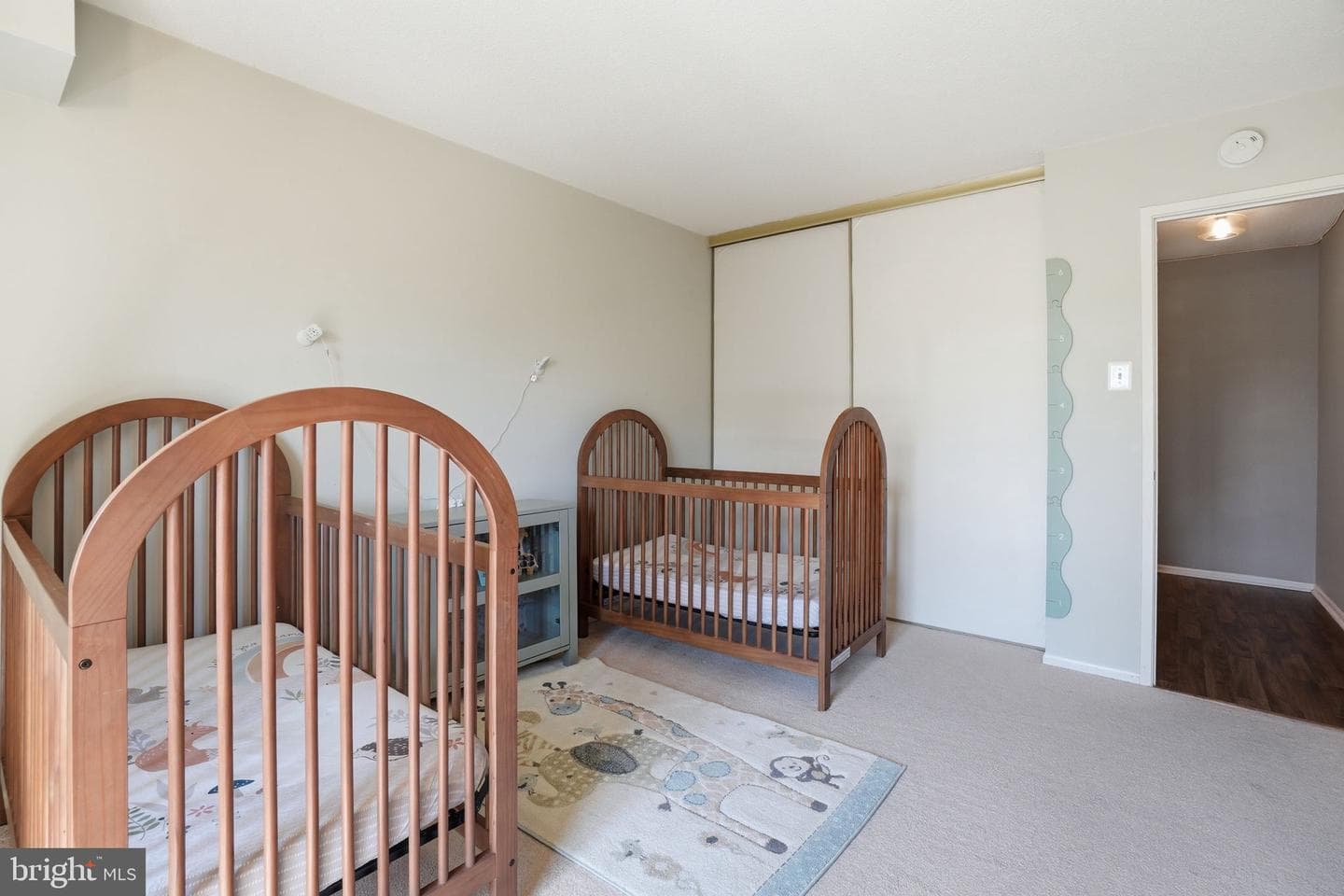 309 Yoakum Parkway #603 photo 23